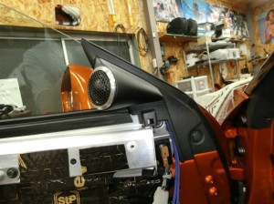R35 GTR 純正BOSE ドアスピーカー交換　ツイーター交換　デッドニング　HOT WIRED 名古屋