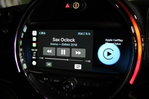 F54 F56 BMW MINI ワイヤレス　Apple CarPlay　後付けCarPlay　AndroidAuto　ミラーリング　iPhone　iPhone12 WIFI YOUTUBE グーグルマップ　YAHOOナビ コーディング　有効化　名古屋　HOT WIRED