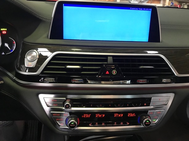 走行中にテレビ/DVDの視聴可能 BMW ７シリーズ(F01/F02/F04) TV/ナビキャンセラー [CT-BM5] 