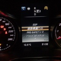 W205 BENZ Cクラス CarPlay ANDROID AUTO mirroring ミラーリング　標識アシスト　イージーエントリー 有効化 コーディング HOT WIRED 名古屋