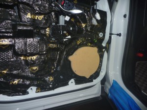 CX-5 正しいドアのデッドニングのやり方　制振　防音　静音　STP HOT WIRED ホットワイヤード　名古屋　車内の静音化　カーオーディオ　スピーカー交換　BOSE インナーバッフル製作