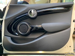 BMW MINI ドアスピーカー  交換 スピーカー交換 センタースピーカー  音質向上　デッドニング　Audible Physics 10センチ　3インチ　フルレンジスピーカー