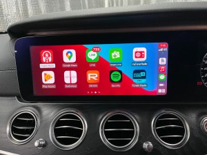 W213 Eクラス　ベンツ　ワイヤレス　CarPlay ドングル　AndroidAuto ミラーリング