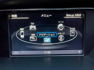 Audi A4 RS4 A3 A5 Q2 Q5 Q7 後付け Apple CarPlay ワイヤレス　ミラーリング　カープレイ Android Auto MMI iPhone