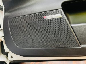 Audi A6 BOSE スピーカー交換　スコーカー　ツイーター　後付けCarPlay 音質向上　ウーハー　B&O