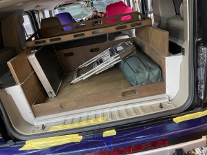 SUV 四駆　トランク　カーゴスライド　キャンパー　車中泊　ベッド　スライド　引き出し　ミニバン　HUMMER H2