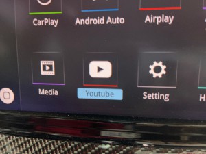 アウディ Audi A8 S8 ワイヤレス　Apple CarPlay カープレイ　後付け　インターフェース　Android Auto ミラーリング　Youtube　