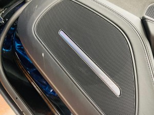 ボーズ　ハーマンカードン　マークレビンソン　BOSE B&W B&O カーオーディオ　音質改善　音質向上　スピーカー交換　DSP サブウーハー　Audible Physics Mercury Car Audio HOT WIRED ホットワイヤード　アウディ　AUDI S8 A8 A7 S7 A6 A4