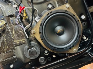 LEXUS レクサス　マークレビンソン　純正ナビ　スピーカー交換　リアドア　サラウンド　音質改善　音質向上　24スピーカー　MARK LEVINSON Audible Physics Mercury Car Audio ホットワイヤード