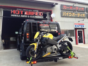 モータサイクルヒッチキャリア