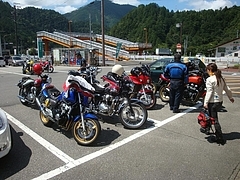 09.8.8buell_touring 1