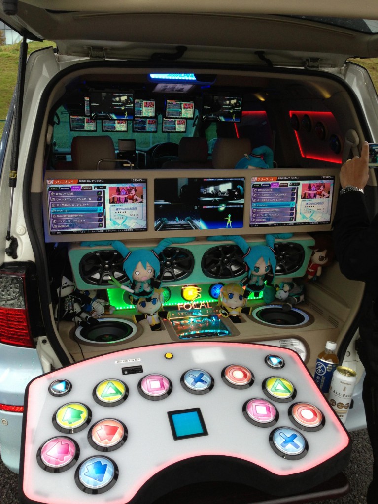 EMMA JAPAN FINAL 2013　東京　お台場　　カーオーディオコンテスト優勝車両ご紹介　BMW 318i