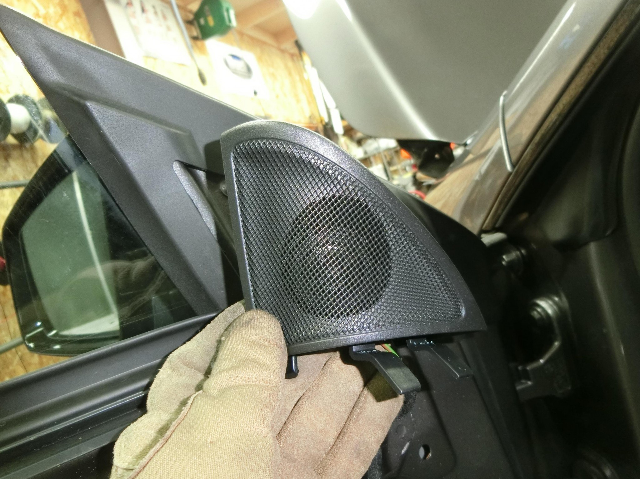 ベンツ BENZ CLA 250/180 W205 純正ナビを生かした音質向上／スピーカー交換