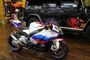 BMW S1000RR OFFICIAL SAFETY BIKE