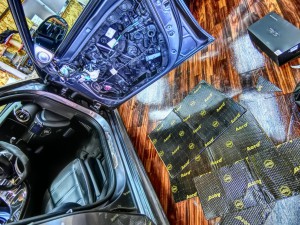 E63 W213 デッドニング　静音化　制震　防音