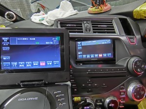 シトロエン DS5 AUX 映像出力