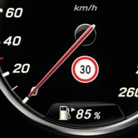 サインアシスト 道路標識アシスト w222 コーディング