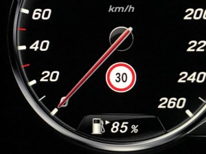 サインアシスト 道路標識アシスト w222 コーディング