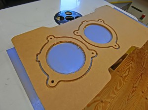 アクセラ 純正BOSE スピーカー交換　音質向上　9スピーカー　ボーズサウンド　リアスピーカー交換　MERCURY