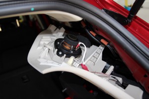 アクセラ 純正BOSE スピーカー交換　音質向上　9スピーカー　ボーズサウンド　サラウンド交換　MERCURY