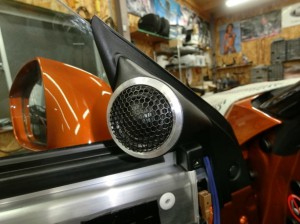 R35 GTR 純正BOSE ドアスピーカー交換　ツイーター交換　デッドニング　HOT WIRED 名古屋