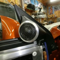 ツイーター埋込　ピラー埋込　シボ加工　シボ塗装　HOT WIRED　名古屋