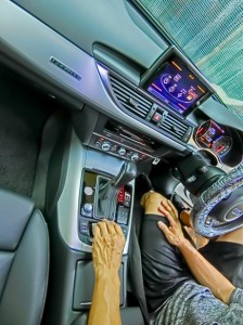 Audi A6 純正BOSEサウンド スピーカー交換　アウディ　音質向上　純正ナビ　後付けCarPlay