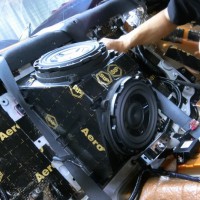 R35 GTR デッドニング　リアシート　フロア　STP ホットワイヤード　静穏化　ロードノイズ　サブウーハー交換　名古屋