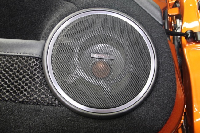 R35 GTR 日産純正BOSEサウンドのスピーカー交換と音質向上の方法 R35 GTR 日産純正BOSEサウンドのスピーカー交換と音質向上の方法