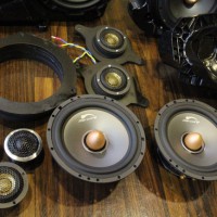 Audi A6 純正BOSE スピーカー交換　HOT WIRED 名古屋
