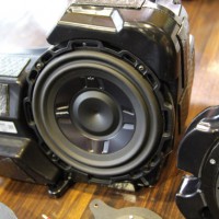 Audi A6 純正BOSE スピーカー交換　ホットワイヤード 名古屋