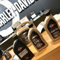 BUELL オイル交換の方法　スパークプラグ交換の方法　ホットワイヤード　名古屋