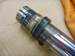 buell フロントフォーク　オーバーホール　シール交換　フォークオイル交換　skf スプリング交換