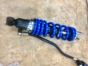 buell xb12s フロントフォーク　オーバーホール　シール交換　リアショック　オイル交換　スプリング交換　オイルシール　ビューエル