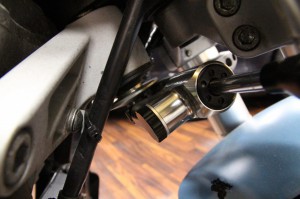 buell ビューエル ステアリングダンパー　ステアリングすたびらい　steering stabilizer damper xb12s diy mod