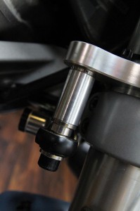 buell ビューエル ステアリングダンパー　ステアリングすたびらい　steering stabilizer damper xb12s diy mod