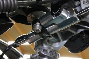 buell ビューエル ステアリングダンパー　ステアリングすたびらい　steering stabilizer damper xb12s diy mod