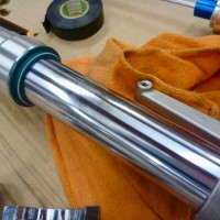 buell フロントフォーク　オーバーホール　シール交換　フォークオイル交換　skf スプリング交換