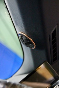 BMW スピーカー交換 ツイーター取付 音質向上　ツイーター埋込　HOT WIRED 名古屋