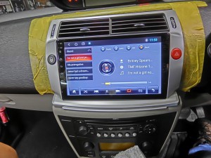 アンドロイドナビ　CarPlay AndroidAuto C4 シトロエン　マカン　ポルシェ　HOT WIRED ホットワイヤード　アンドロイドヘッドユニット