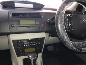 アンドロイドナビ　CarPlay AndroidAuto C4 シトロエン　マカン　ポルシェ　HOT WIRED ホットワイヤード