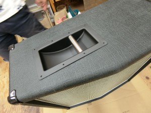 marshall 1960 キャビネット　２発化　クラプトン　バーチ材　バッフルボード　ダイポルギー　カスタム　グリルネット　HOT WIRED 名古屋　取手　金属ハンドル