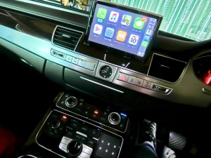 アウディ純正BOSE Apple CarPlay AndroidAuto ミラーリング ワイヤレス スピーカー交換 YOUTUBE HOT WIRED 名古屋　ホットワイヤード