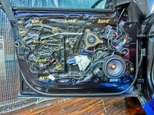 AUDI純正BOSE スピーカー交換　ドッドニング　ツイーター　スコーカー　DSP MERCURY CAR AUDIO Audible Physics HOT WIRED ツイーター　純正ボーズ