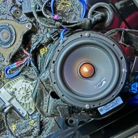 ミッドベース　ウーハー　ドアスピーカー   AUDI純正BOSE スピーカー交換　ドアスピーカー 交換　ツイーター交換　アウディ A8 A6 A5 A4 ウーハー　エンクロージャー　ANC Mercury Car Audio C62