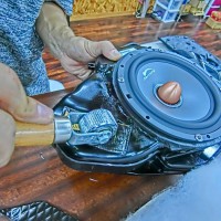 ミッドベース　ウーハー　ドアスピーカー   AUDI純正BOSE スピーカー交換　ドアスピーカー 交換　ツイーター交換　アウディ A8 A6 A5 A4 ウーハー　エンクロージャー　ANC Mercury Car Audio C62