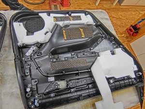 CX-8 マツダ純正 BOSE スピーカー交換 ツイーター交換  音質向上　音質改善 デッドニング サウブーハー インナーバッフル センタースピーカー サラウンドスピーカー トランクデッドニング ツイーター 埋込加工 MERCURY CAR AUDIO