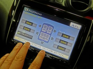 スイフト スイスポ スピーカー交換 ツイーター交換 スズキ純正ナビ デッドニング BOSEスピーカー　HOT WIRED 名古屋　サウンドセッティング