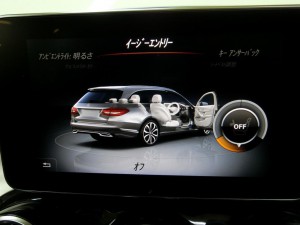 Cクラス　CarPlay コーディング　ミラーリング　インターフェース　後付けカープレイ　Apple CarPlay AndroidAuto iPhone イージーエントリー  シート退避　有効化　コラム