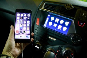 Apple CarPlay ドングル　後付けCarPlay コーディング　シトロエン　DS5 プジョー　アンドロイド　アンドロイドヘッドユニット　カープレイ  CITROEN